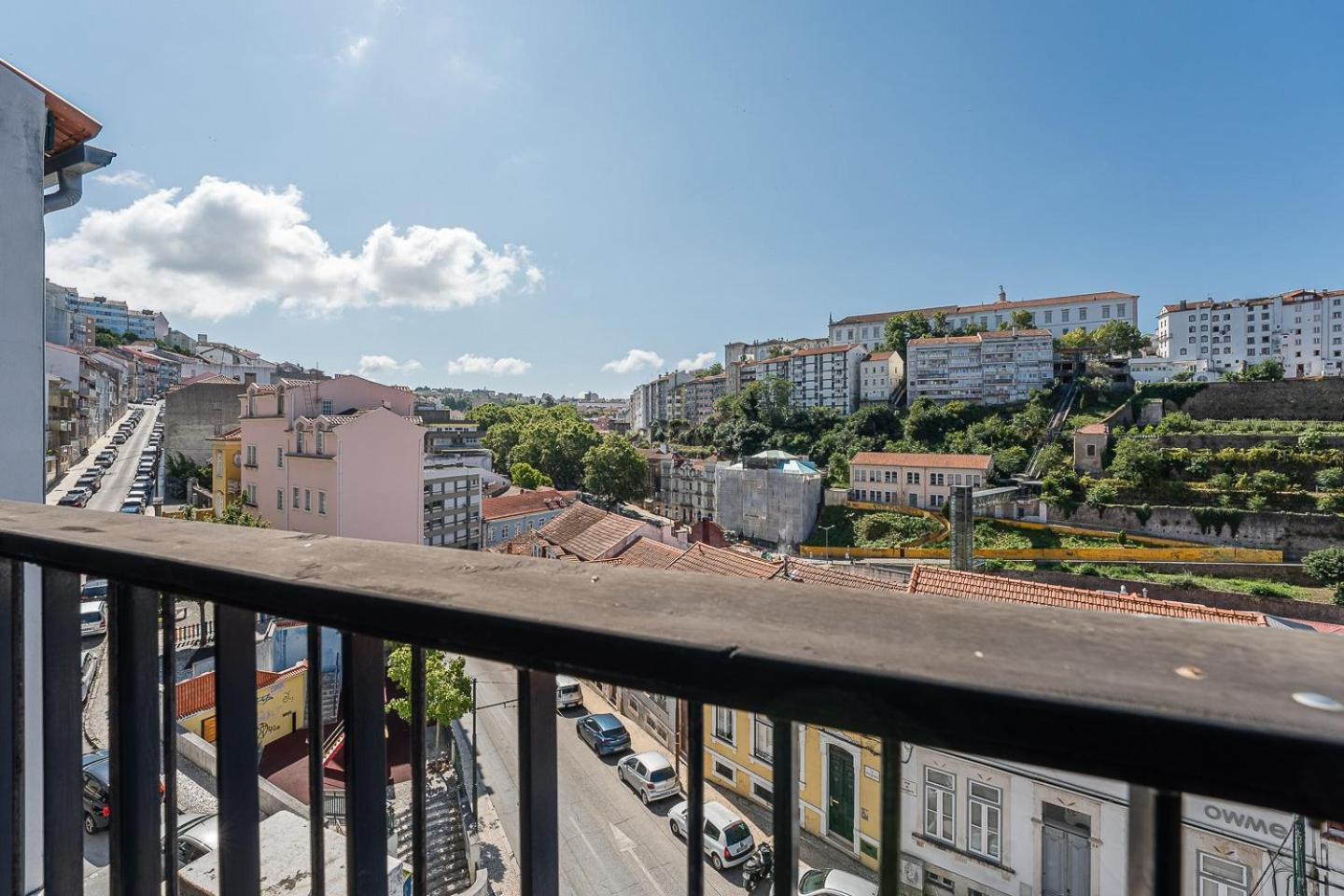 Guestready - Zaza Guest House Coimbra Zewnętrze zdjęcie